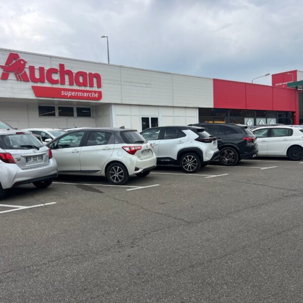 AUCHAN Enseignes et signalétique parking (3)