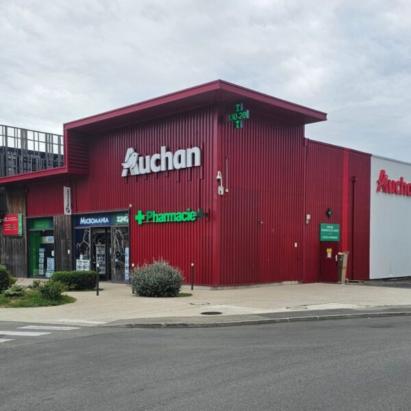 AUCHAN Enseignes et signalétique parking (5)