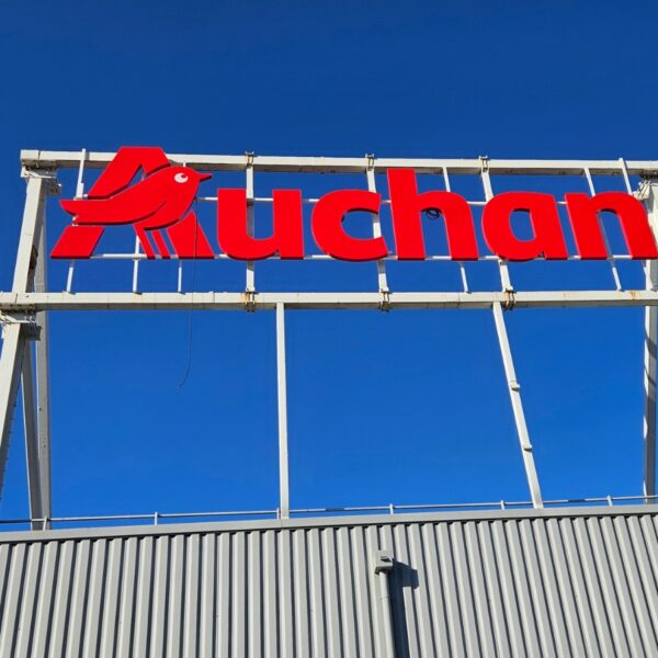 AUCHAN Enseignes et signalétique parking (6)