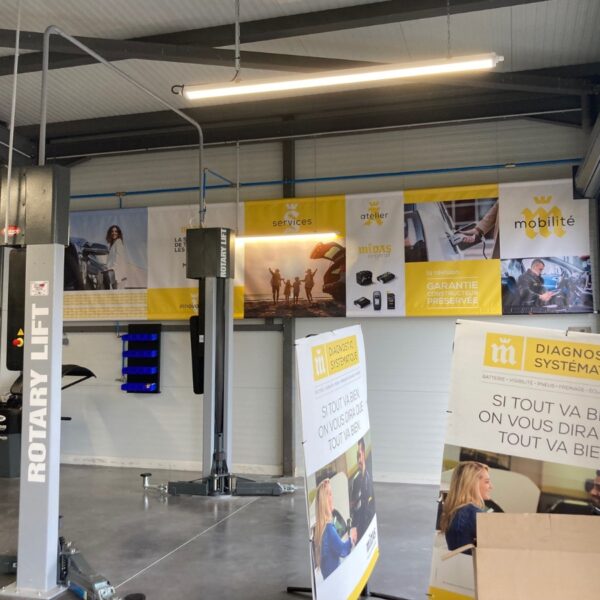 Déploiement nouvelle identité visuelle MIDAS FRANCE - Univers Enseignes