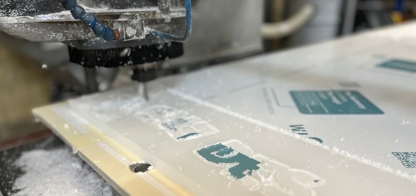 Fabrication interne-Déploiement-Univers enseignes