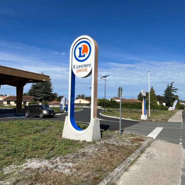 Leclerc Drive Lesparre 33 - Univers Enseignes