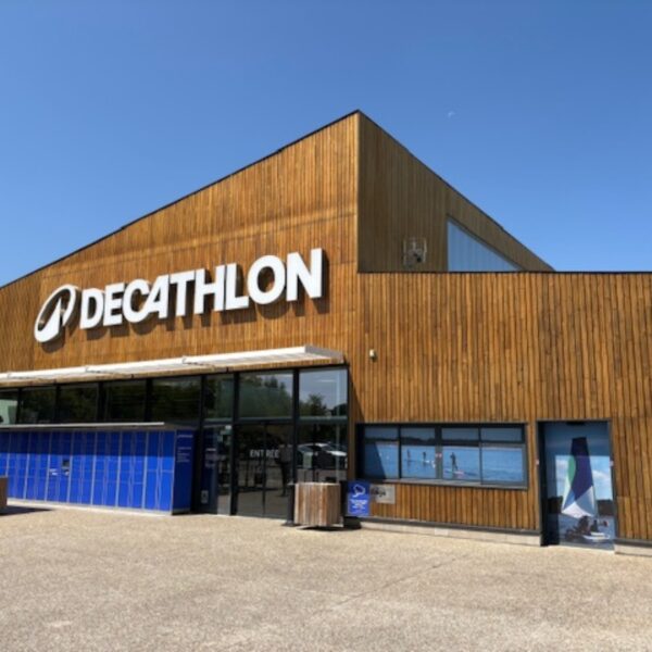 Nouvelle identité visuelle Decathlon La teste de Busch